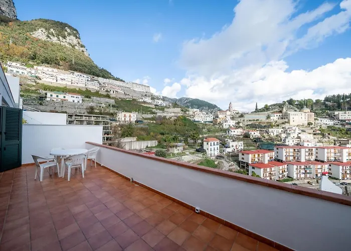 Mare E Monti Apartment *