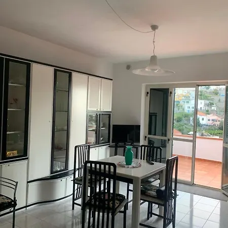 Apartament Mare E Monti *